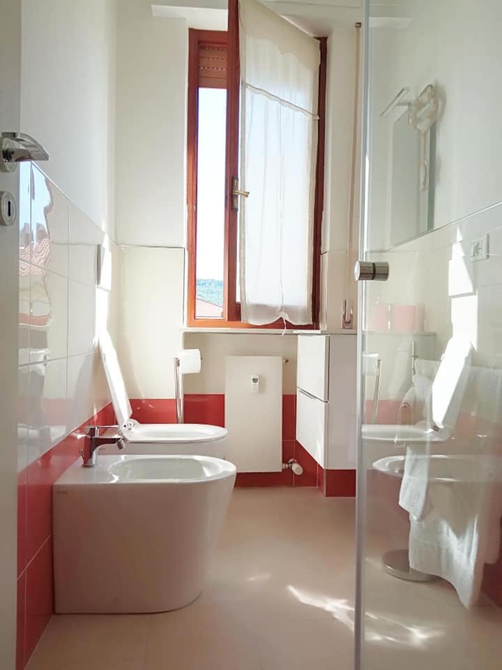 Nonna Pella Appartamenti - Corbezzolo Pietra Ligure Quarto foto