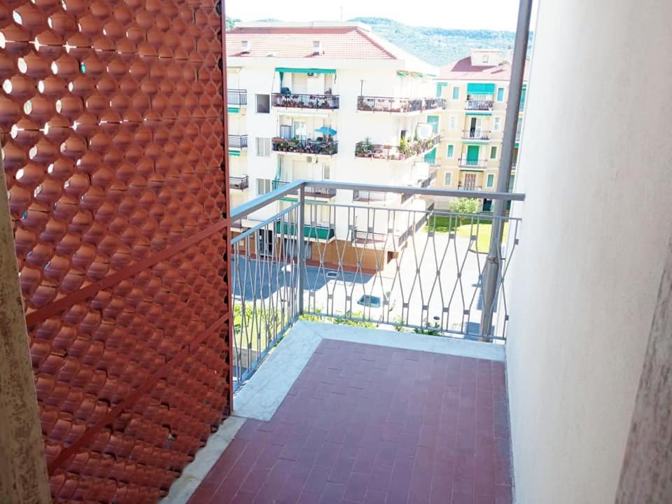 Nonna Pella Appartamenti - Corbezzolo Pietra Ligure Quarto foto